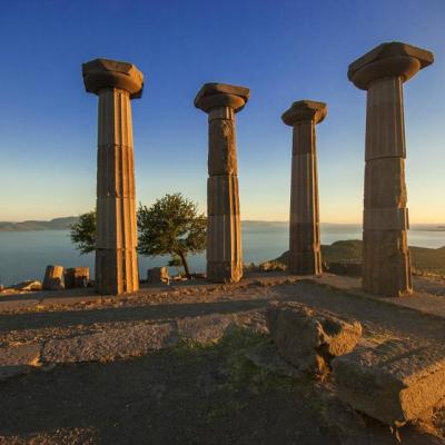 Assos – The Timeless Stone Village Overlooking the Aegean